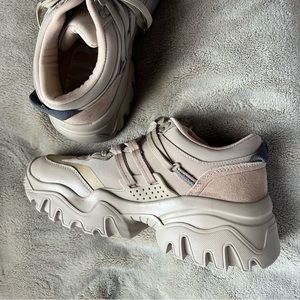 Tan Zara hiking sneakers